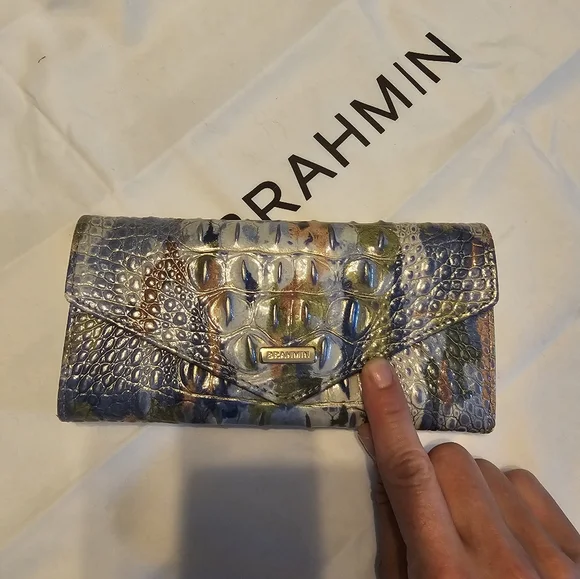Brahmin handbag with matching wallet - Picture 4 of 6